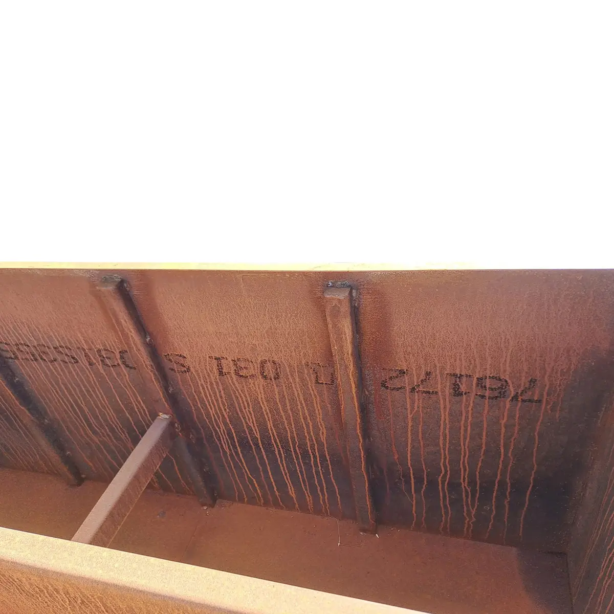 Produktbild Edelrost Hochbeete aus Cortenstahl in modularer Bauweise, weisser Hintergrund